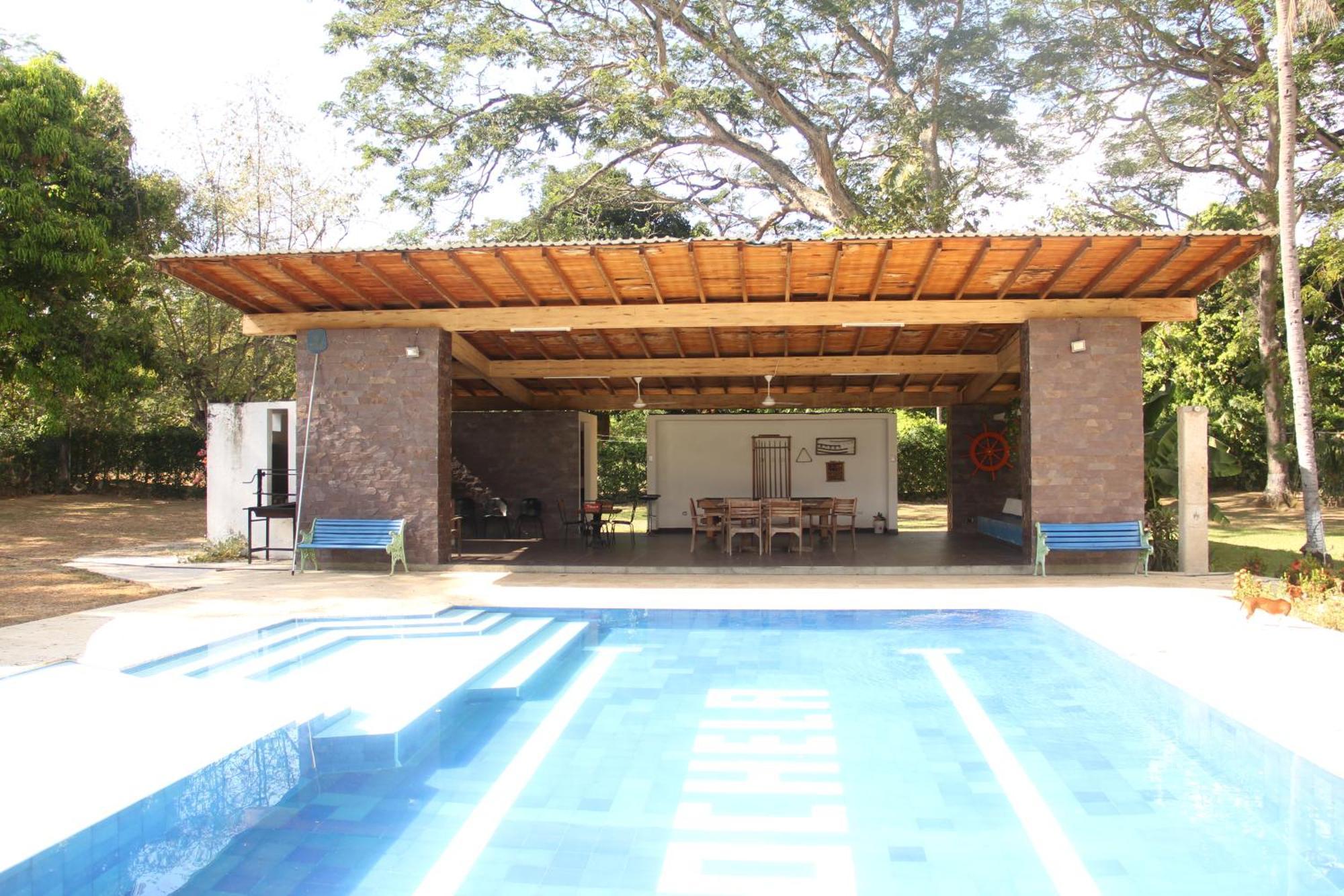 Hermosa La Rochela, * Santa Fe de Antioquia
