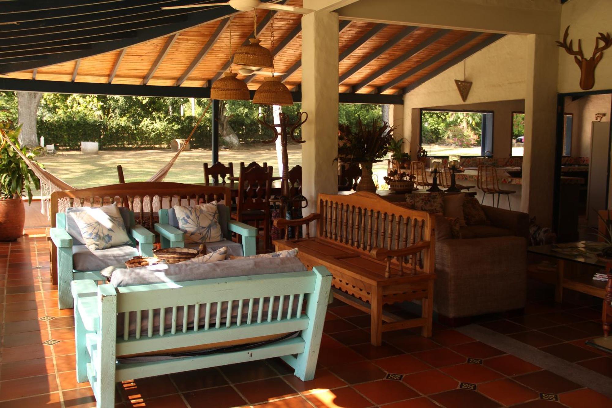 Hermosa La Rochela, Holiday home *