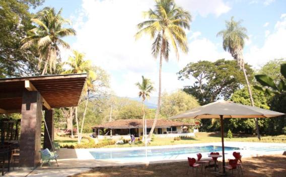 Hermosa La Rochela, * Santa Fe de Antioquia